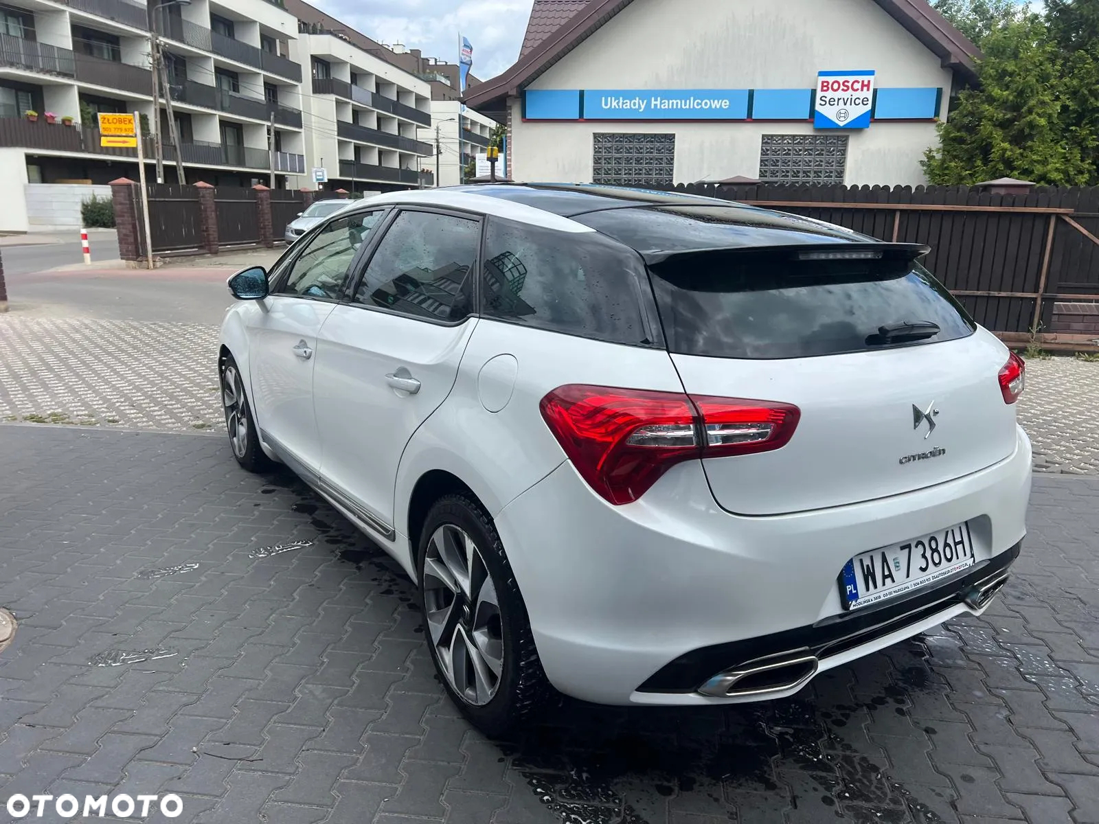 Citroën DS5 HDi 165 Business - 11