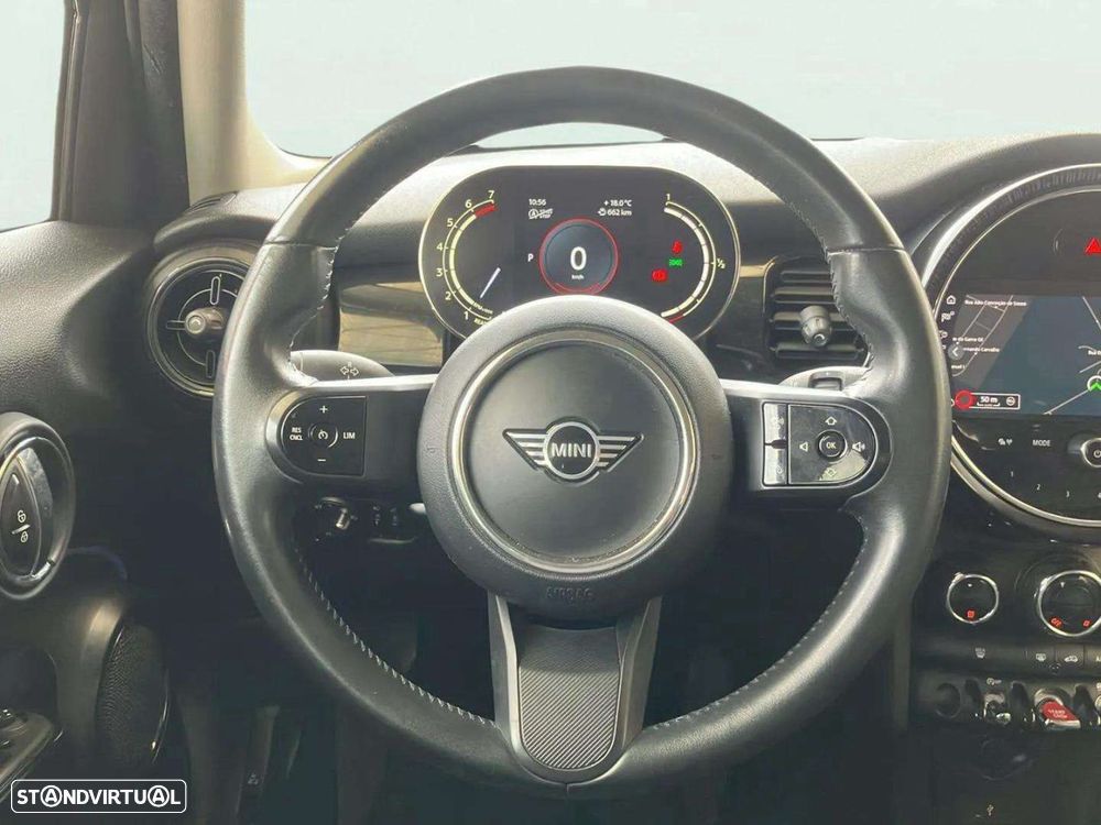 MINI 5 Portas Cooper Auto - 12