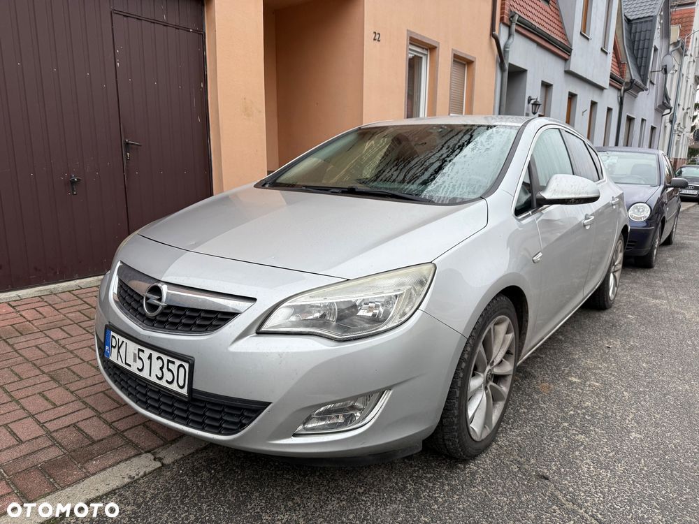 Opel Astra 1.7 CDTI Cosmo - 1