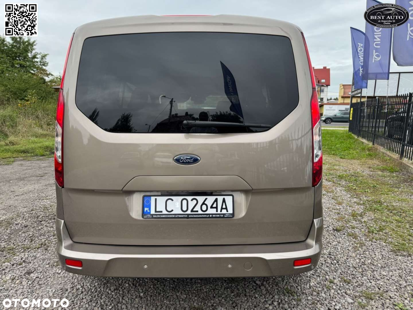 Ford Tourneo Connect Grand - 18