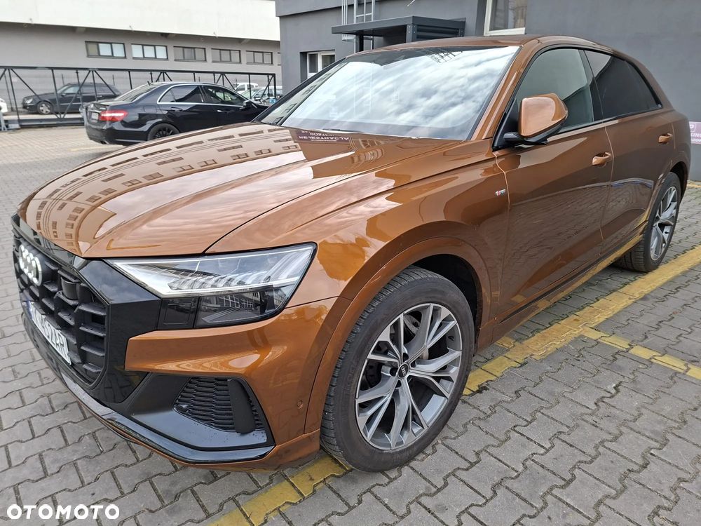Audi Q8 - 1