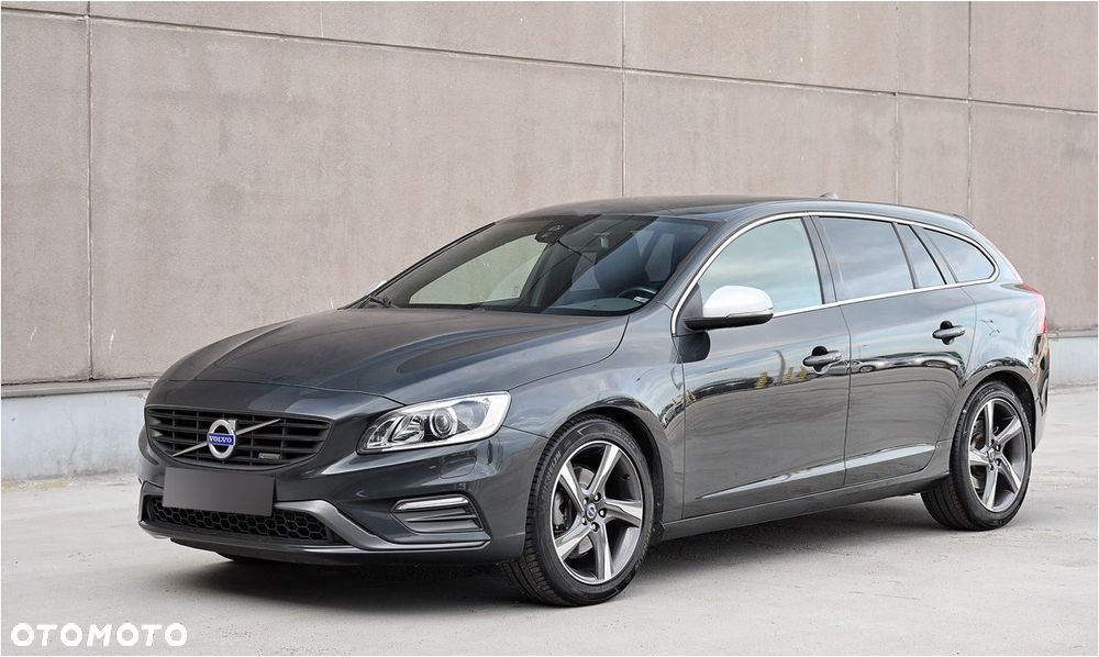Volvo V60 D4 Geartronic RDesign - 23