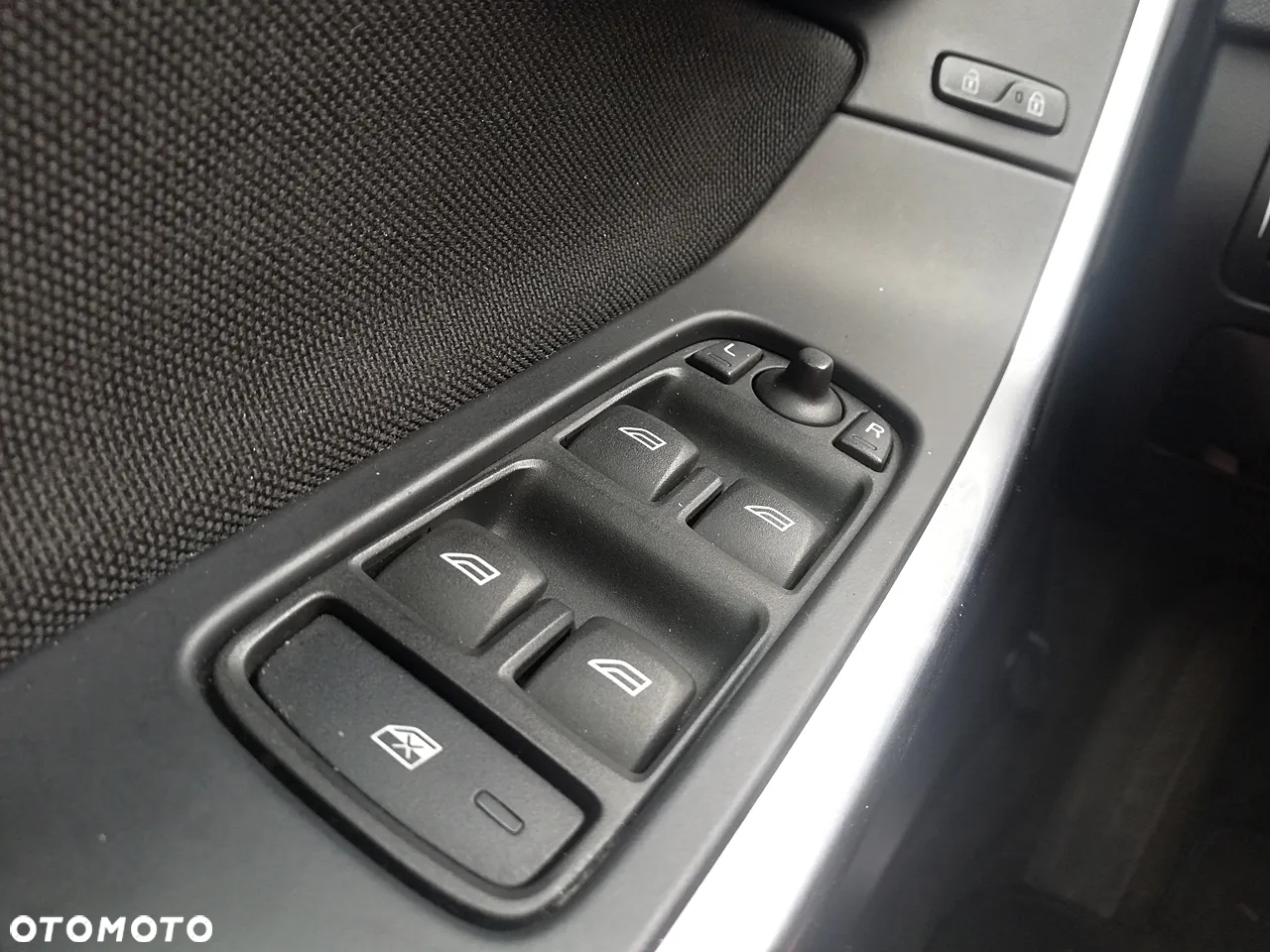 Volvo V60 DRIVe - 14