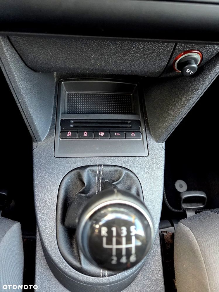 Volkswagen Touran 1.6 TDI DPF MATCH - 29