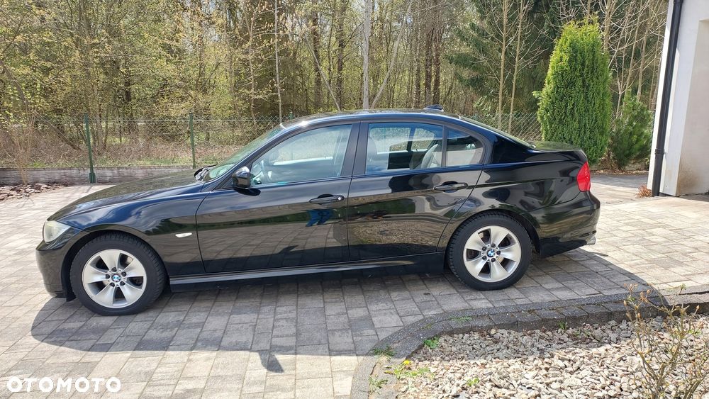 BMW Seria 3 318d DPF Edition Exclusive - 3