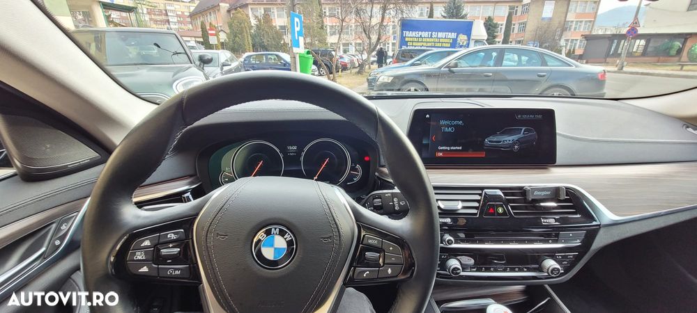 BMW Seria 5 520d Aut. Luxury Line - 6