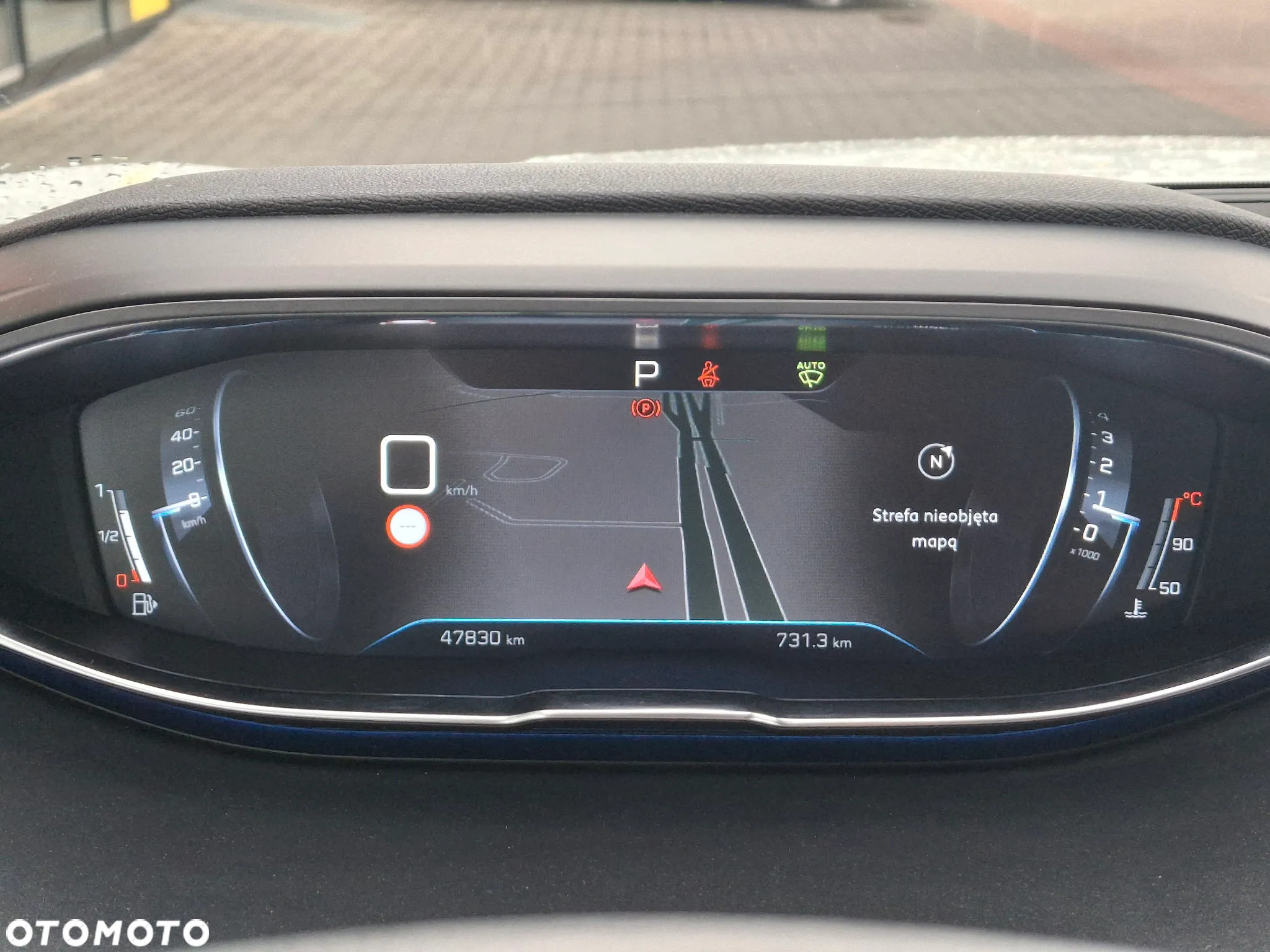 Peugeot 3008 1.2 PureTech GPF Allure S&S EAT8 - 11