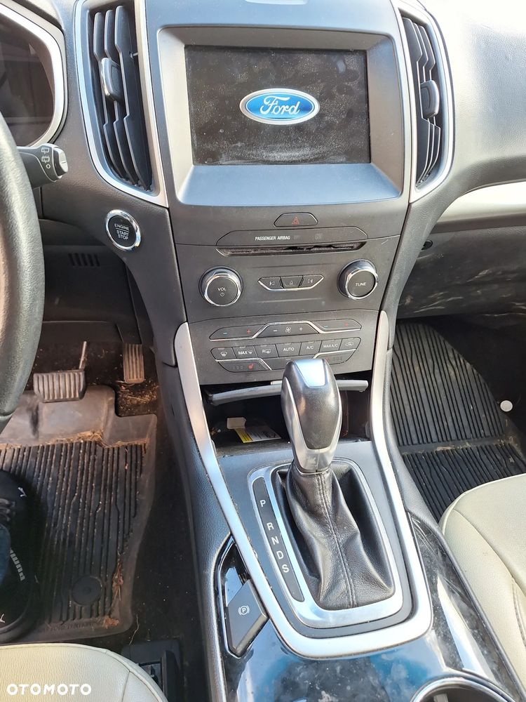 Ford Edge - 6