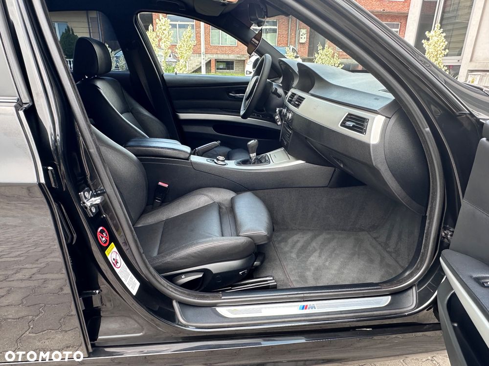 BMW Seria 3 - 22