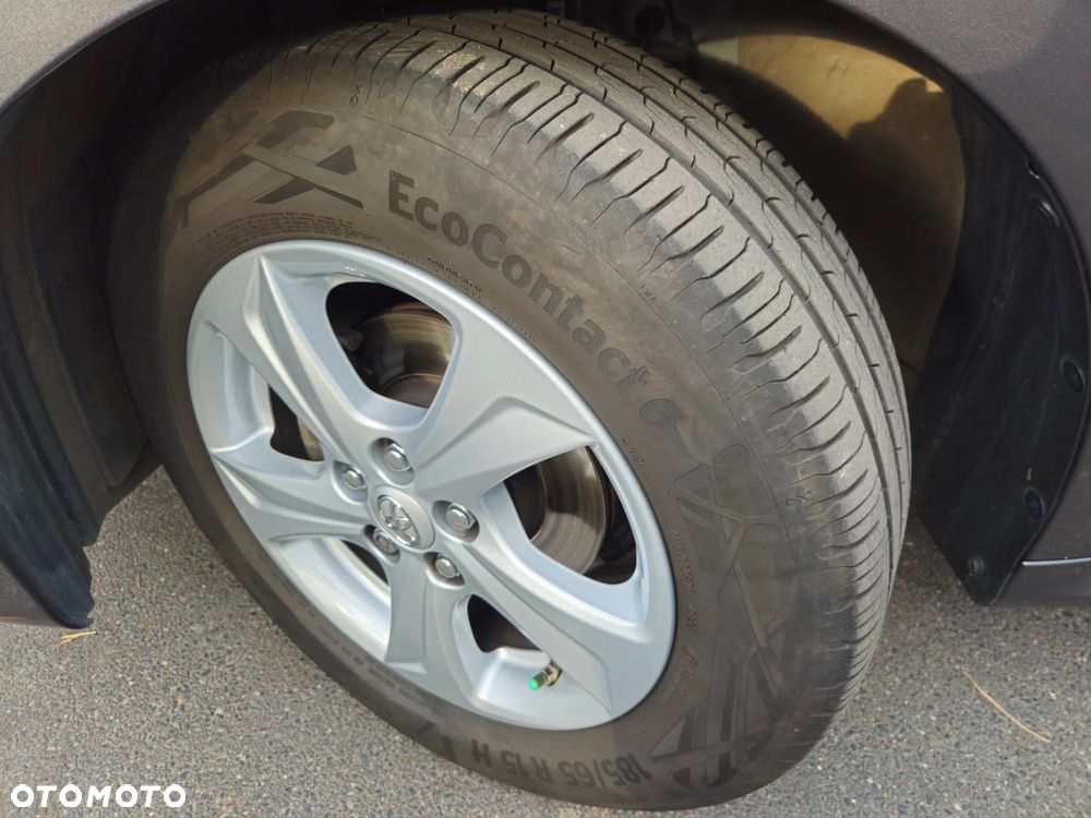 Toyota Yaris 1.5 Comfort - 23