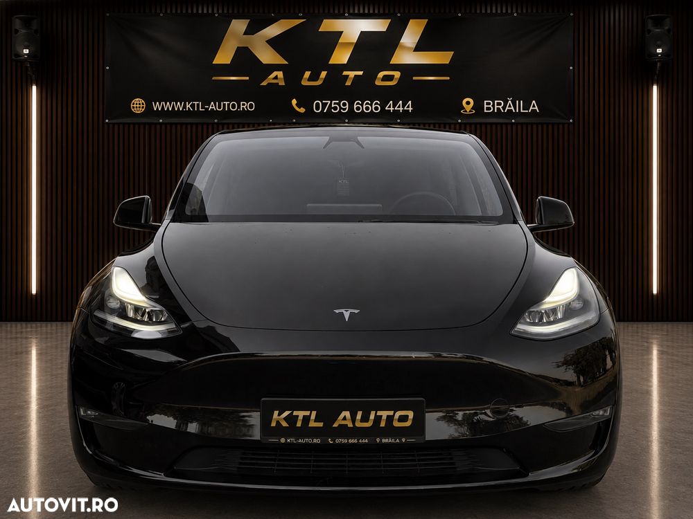 Tesla Model Y - 3