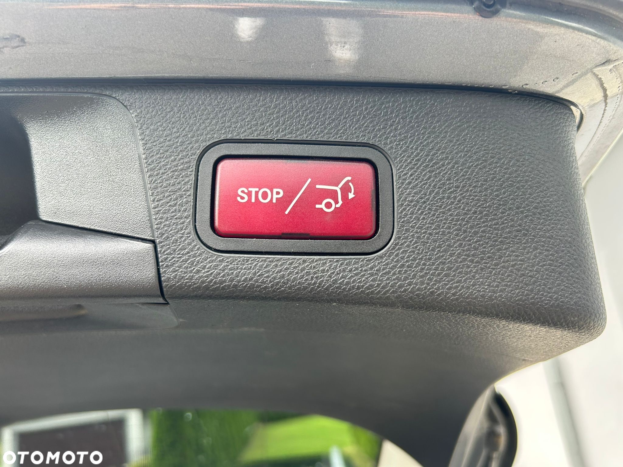 Mercedes-Benz Klasa C 220 d T 9G-TRONIC AMG Line - 20