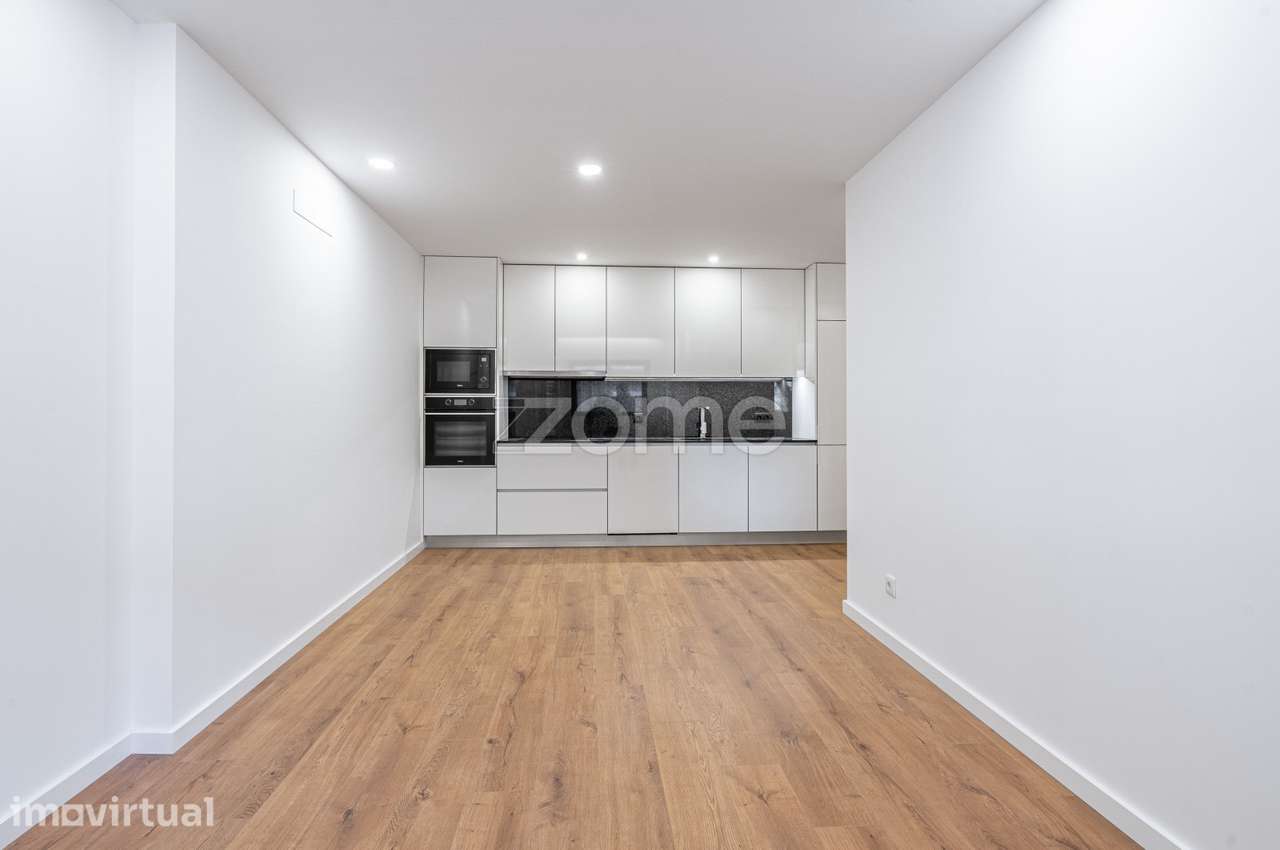 Apartamento T2 Semi-Novo em Ponte de lima - Grande imagem: 2/23