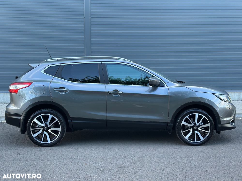 Nissan Qashqai 1.6 DIG-T TEKNA - 14
