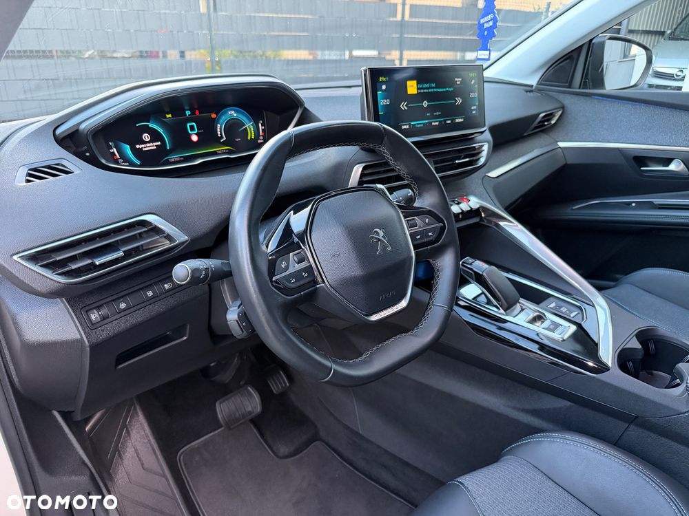 Peugeot 3008 1.6 PureTech HYbrid Allure S&S EAT8 - 32