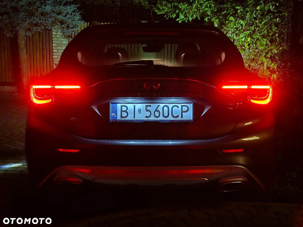 Infiniti QX30 2.2d Premium AWD 7DCT - 15