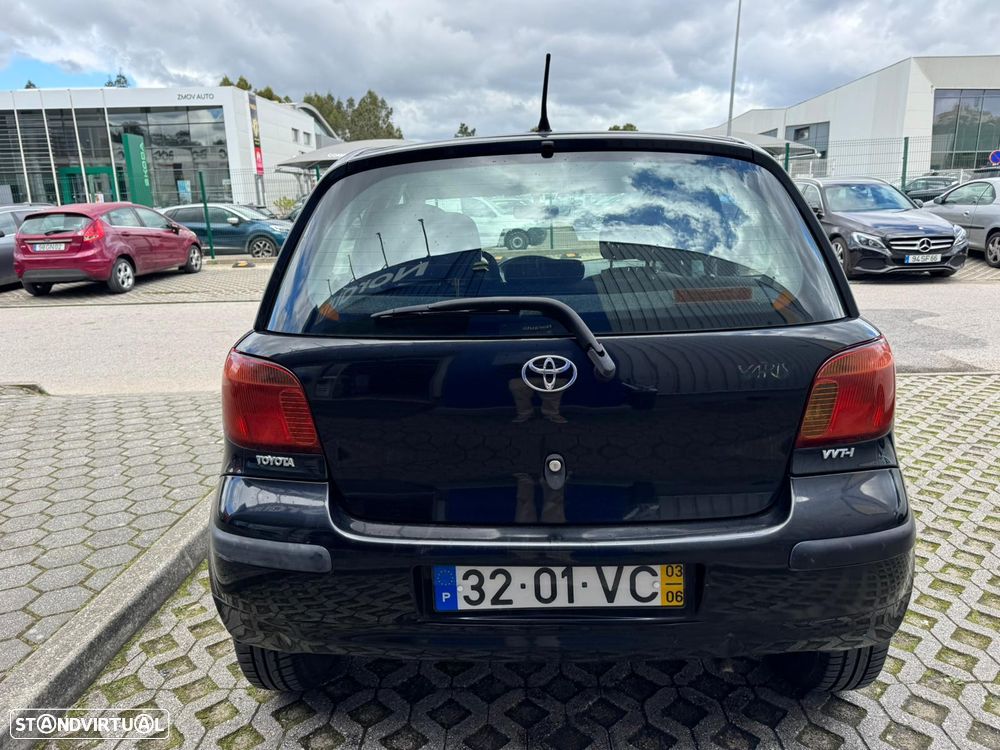 Toyota Yaris 1.0 Sol - 15