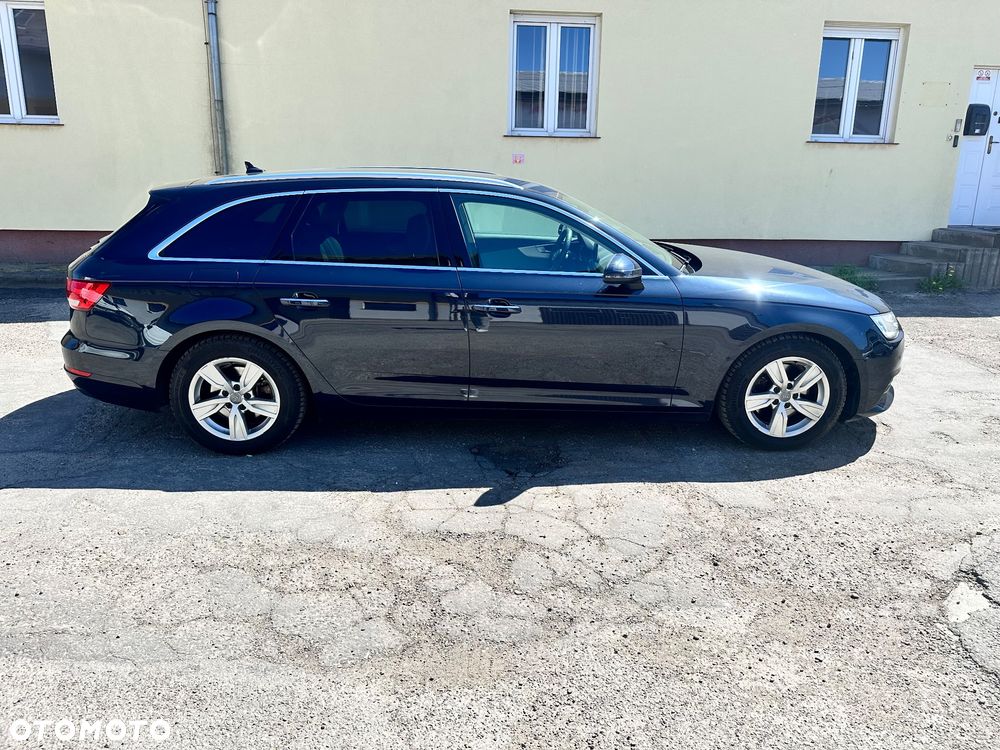 Audi A4 Avant - 4