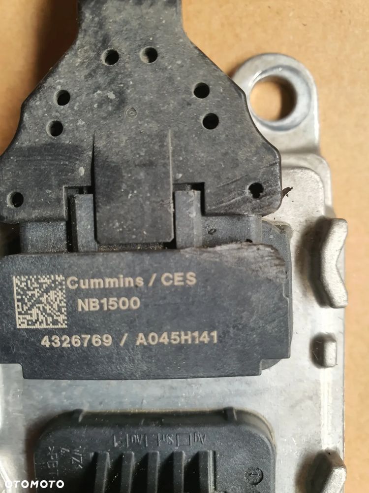 Czujnik NOX DAF XF 106 SNS0348B 4326769  A045H141 Cummins - 6