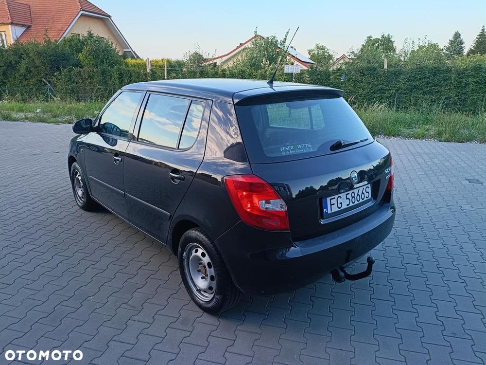 Skoda Fabia 1.4 16V STYLE Edition - 4