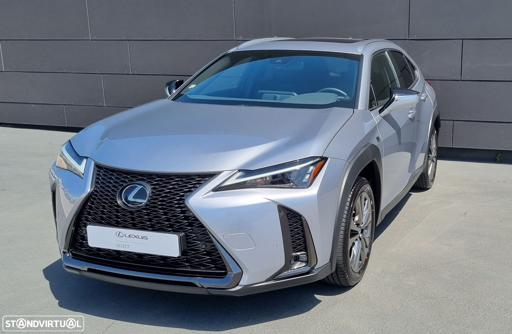 Lexus UX 250h Sport - 1