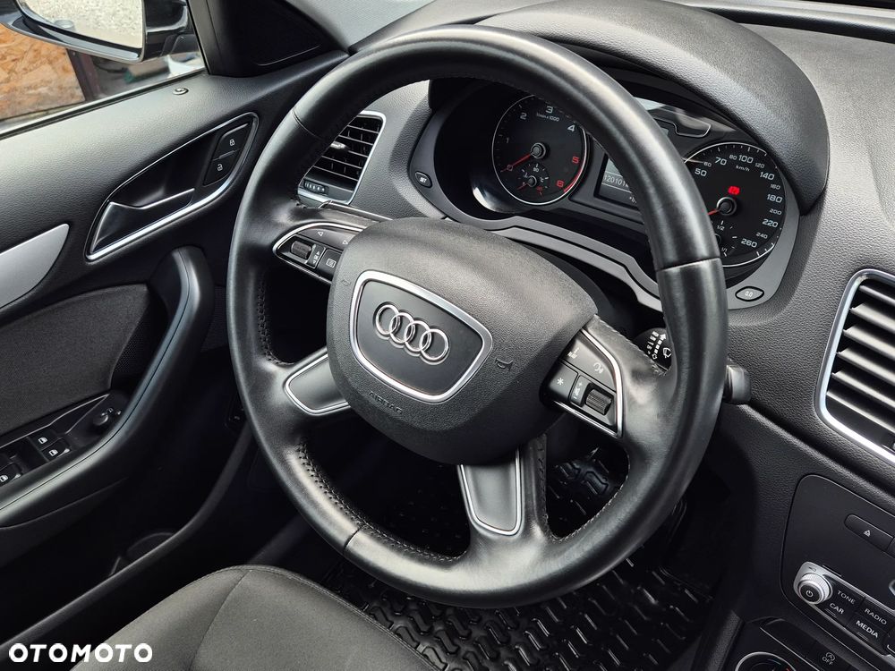 Audi Q3 2.0 TDI Design - 29