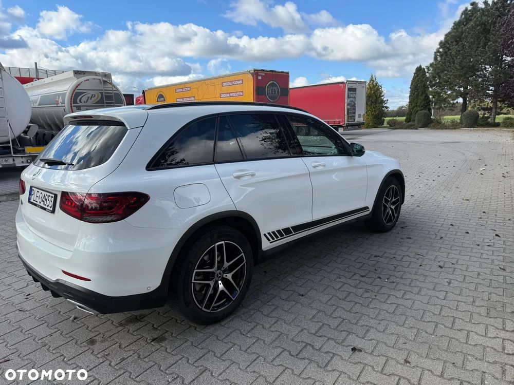 Mercedes-Benz GLC 220 d 4-Matic - 2