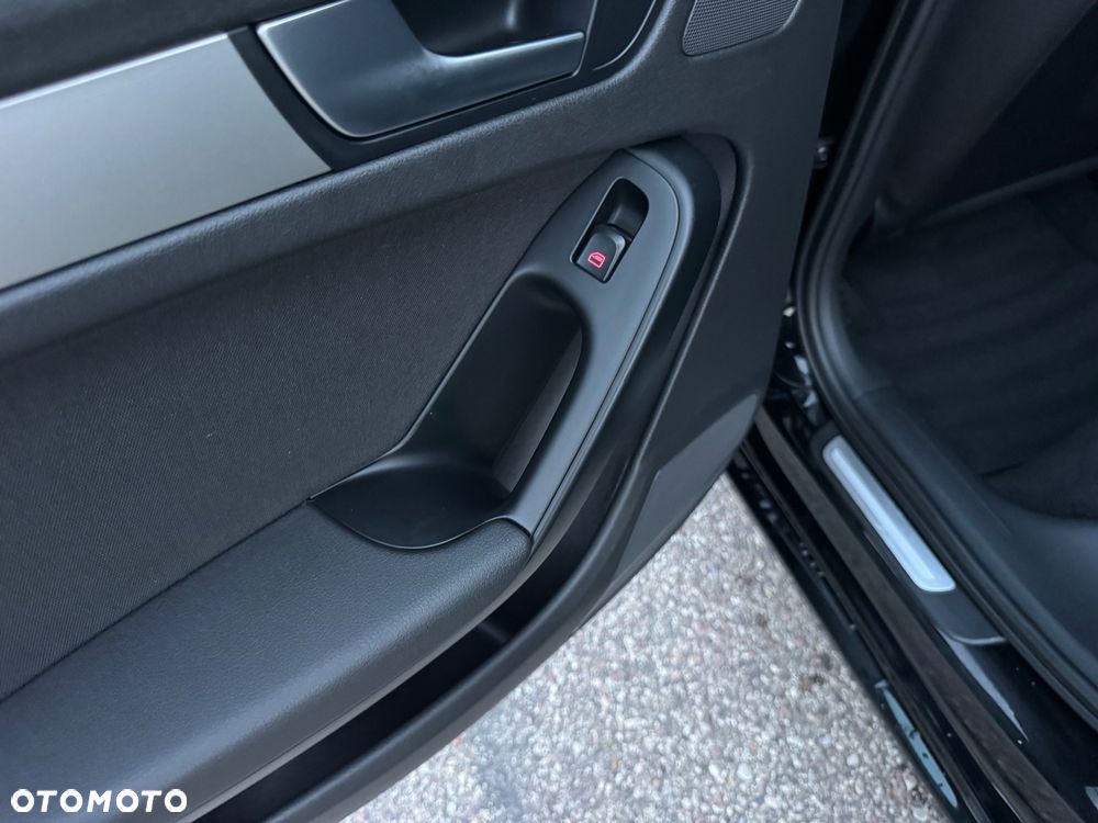Audi A4 Avant 1.8 TFSI Ambiente - 21
