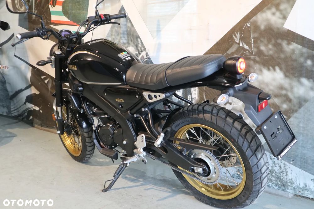 Yamaha XSR - 3
