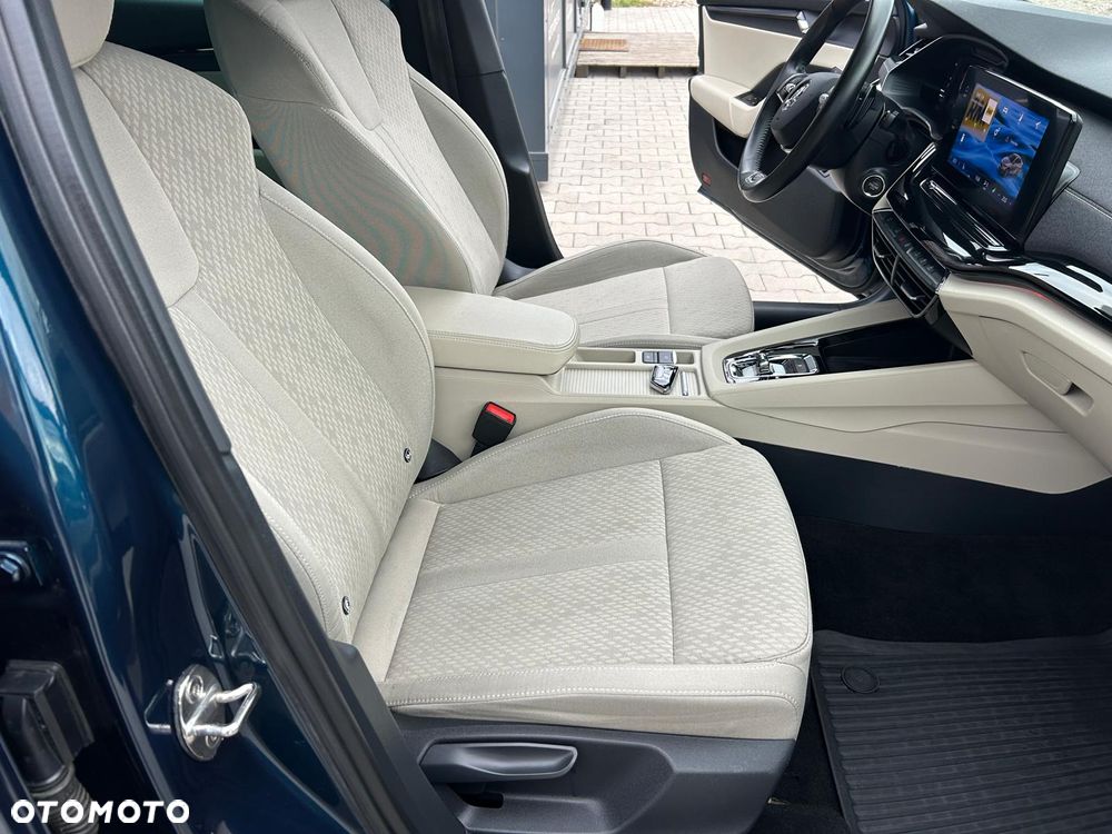 Skoda Octavia 2.0 TDI DSG Premium Edition - 23