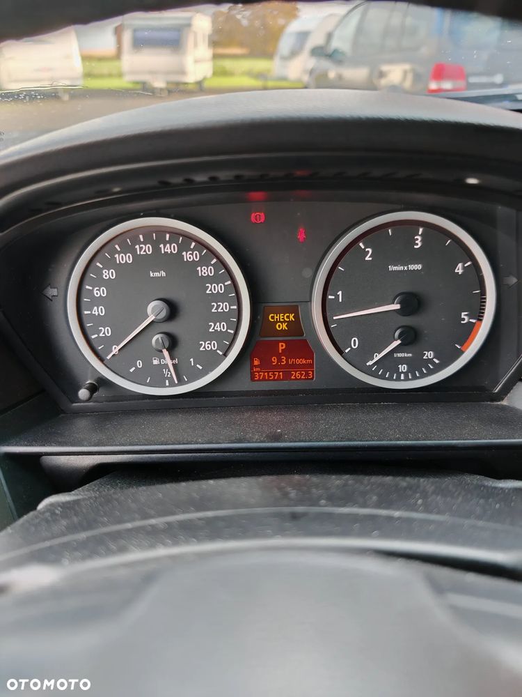 BMW Seria 5 - 38