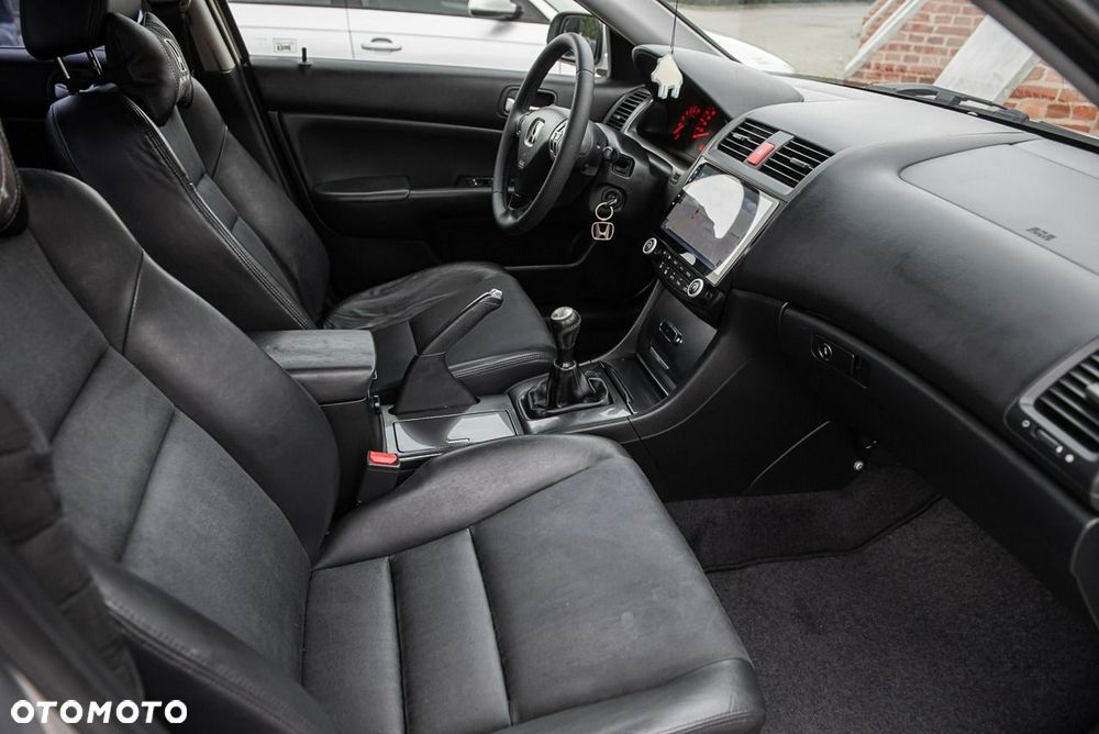 Honda Accord 2.4 i Executive - 9