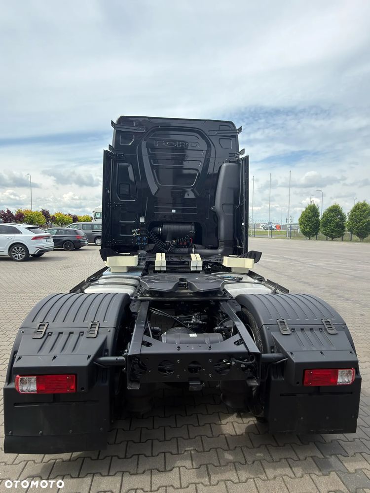 Ford F-MAX - 35