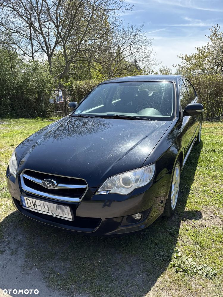 Subaru Legacy 2.0R Trend - 8