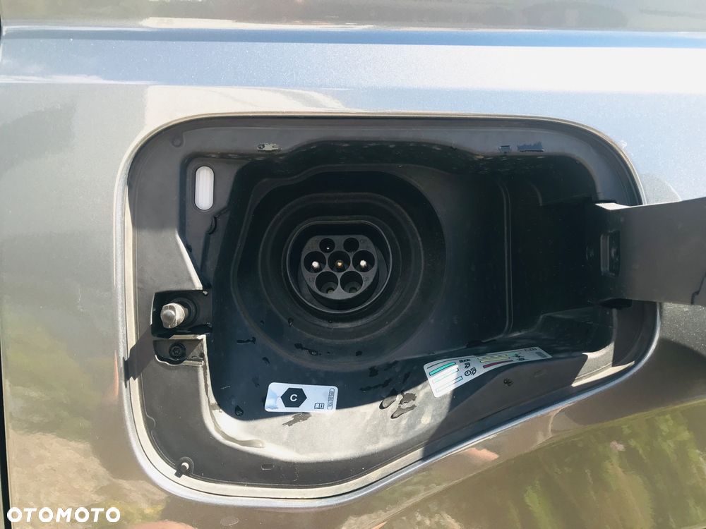 Volkswagen Multivan 1.4 TSI eHybrid PHEV 160kW L1 DSG - 20