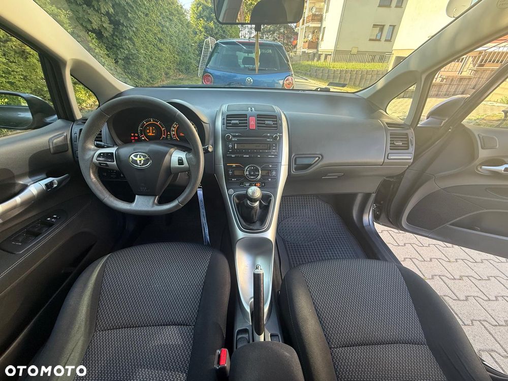 Toyota Auris 1.4 D-4D Luna - 7