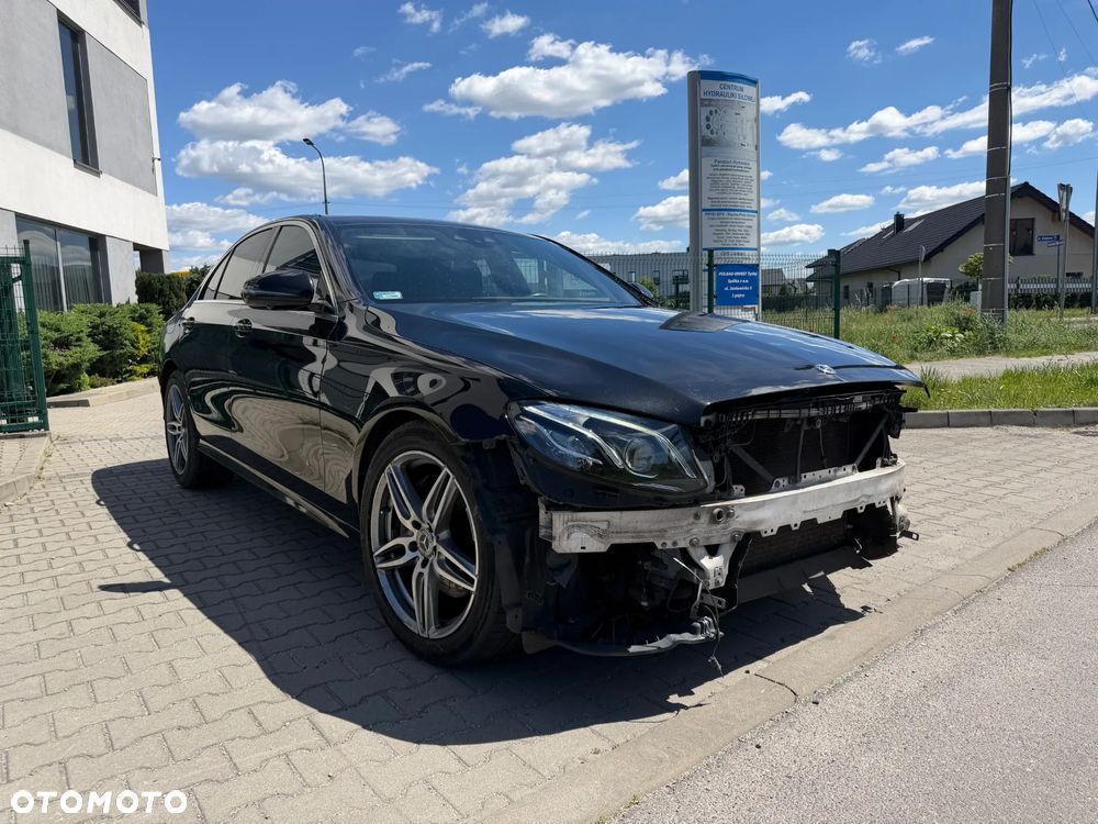 Mercedes-Benz Klasa E 220 d 4-Matic 9G-TRONIC - 7
