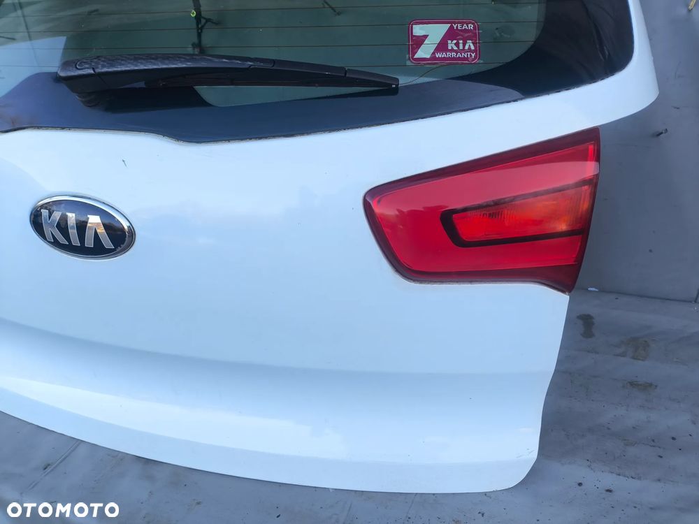 KIA SPORTAGE III KLAPA BAGAŻNIKA LAMPY KOMPLETNA KOLOR WD - 3