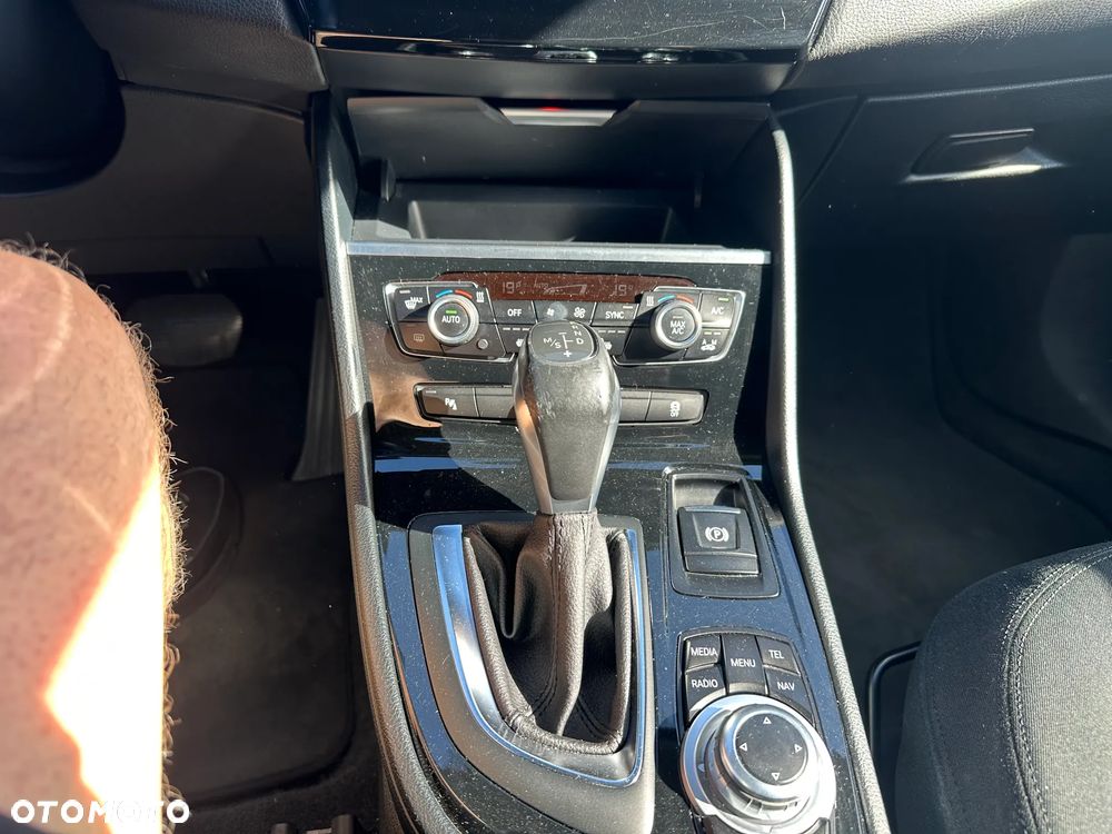 BMW Seria 2 218d Advantage - 20