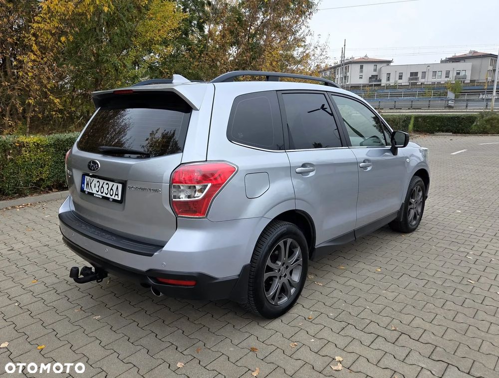 Subaru Forester 2.0i Platinum Lineartronic EU6 - 13
