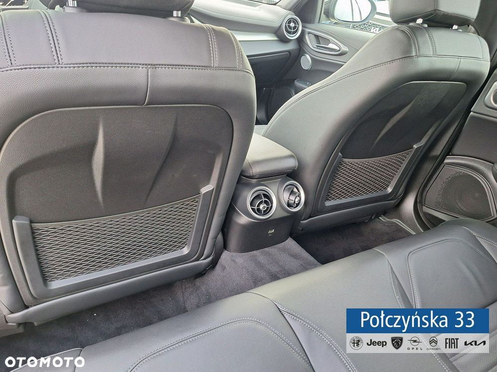 Alfa Romeo Giulia - 30