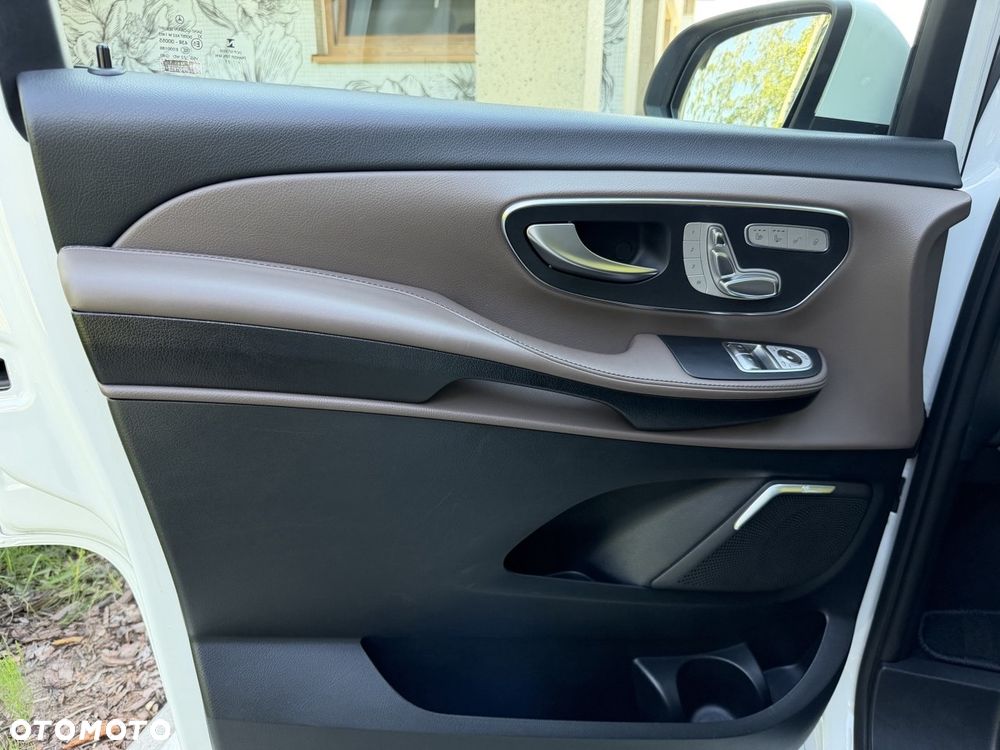 Mercedes-Benz Klasa V 300 d Exclusive 9G-Tronic (d³ugi) - 8