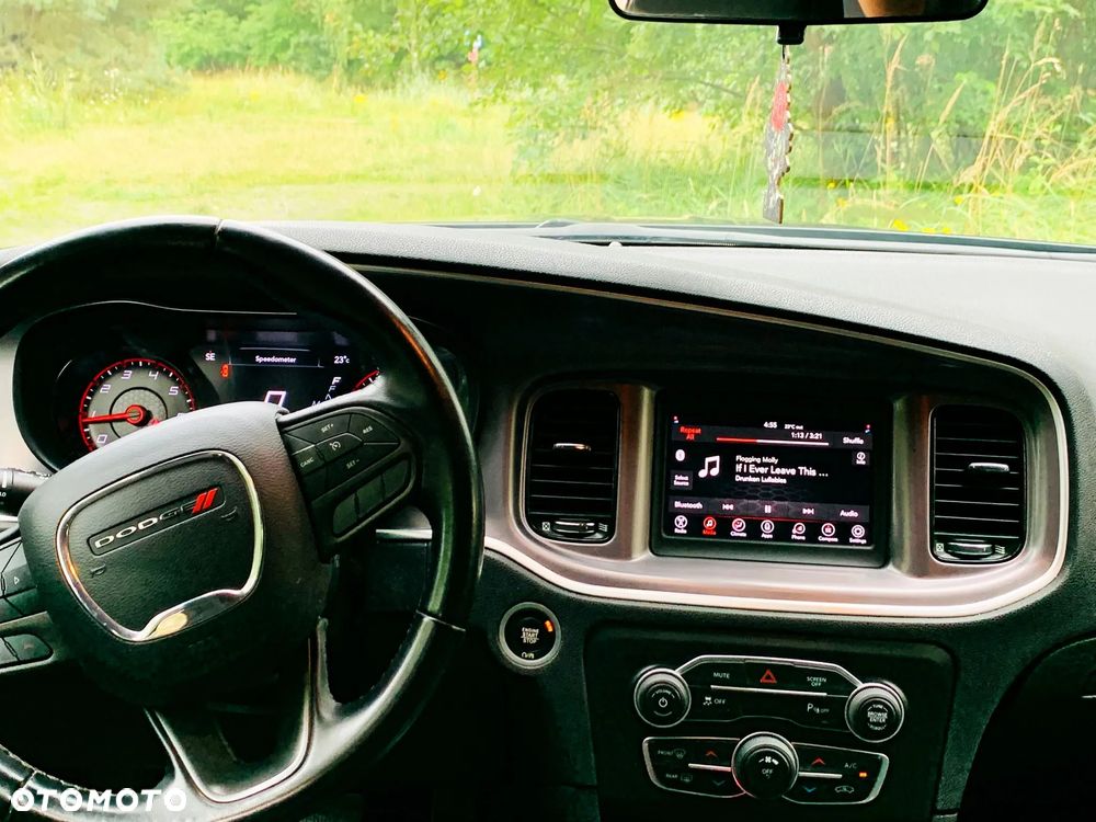 Dodge Charger 3.6 GT - 9