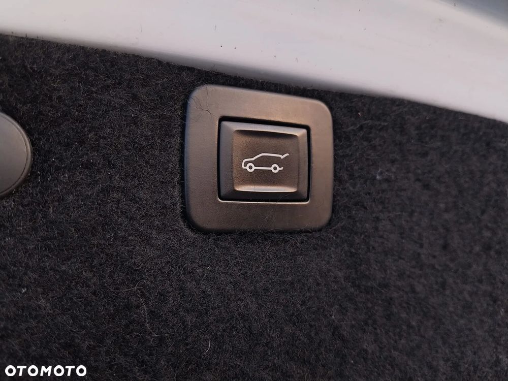 Opel Insignia 2.0 SIDI Turbo 4x4 Innovation - 24
