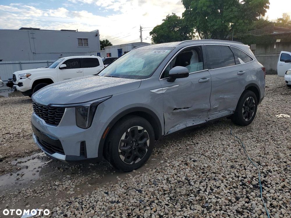 Kia Sorento - 2