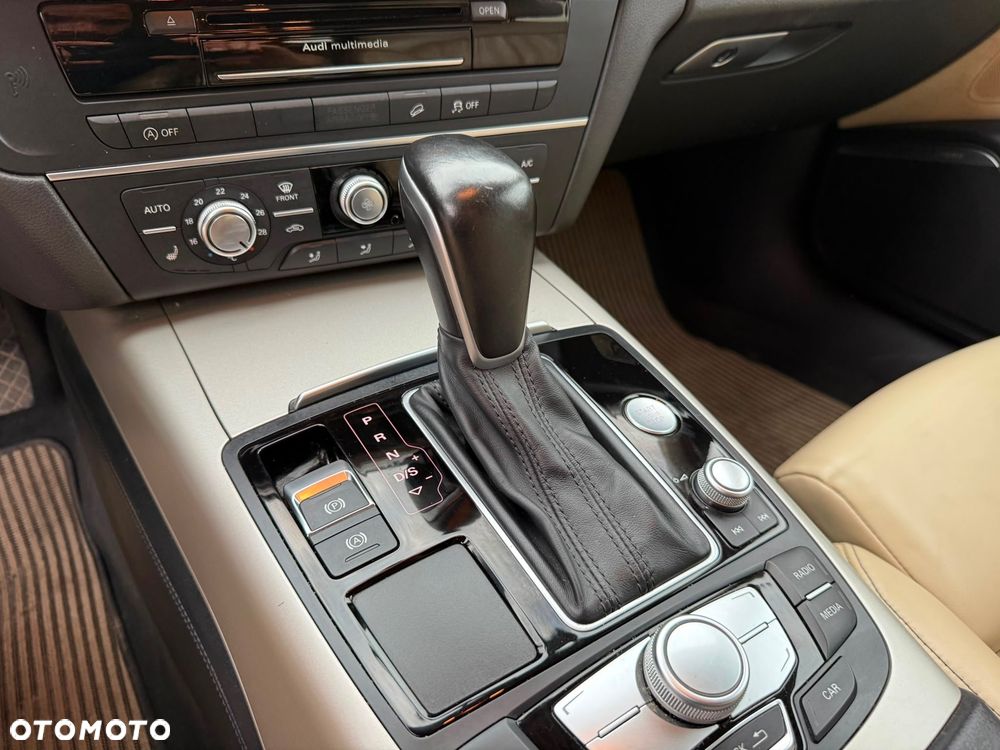 Audi A6 Allroad - 25