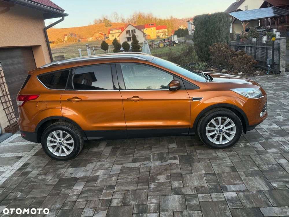 Ford Kuga 2.0 TDCi 4x2 Titanium - 4
