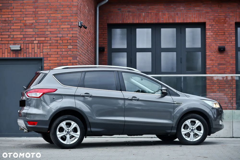 Ford Kuga 2.0 TDCi 4x4 Titanium - 17