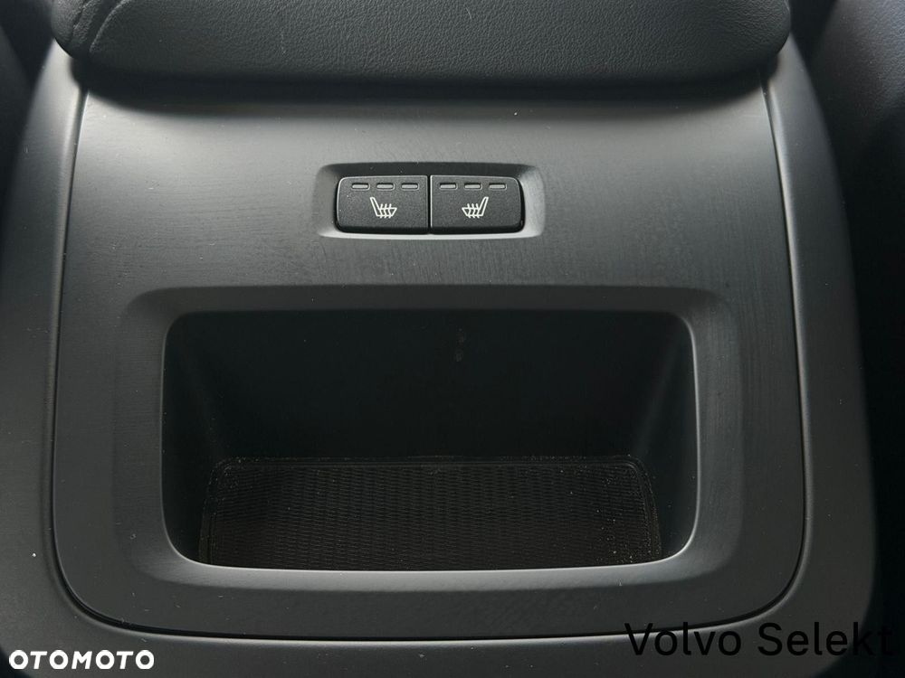 Volvo XC 60 - 35