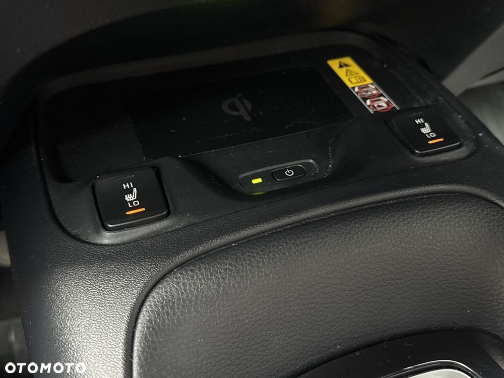 Toyota Corolla 1.8 Hybrid Comfort - 27